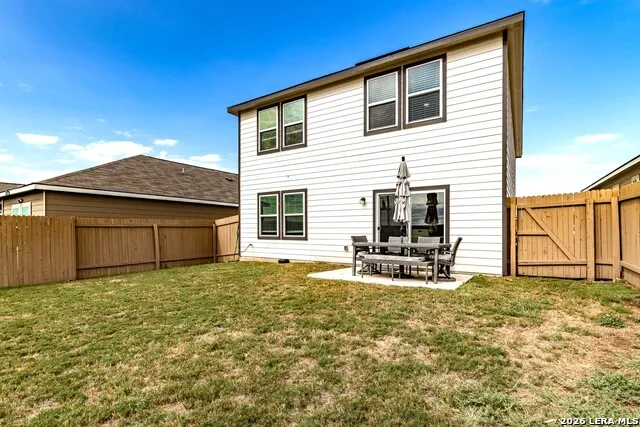 13528 LUNAR LGT St Hedwig, TX 78152