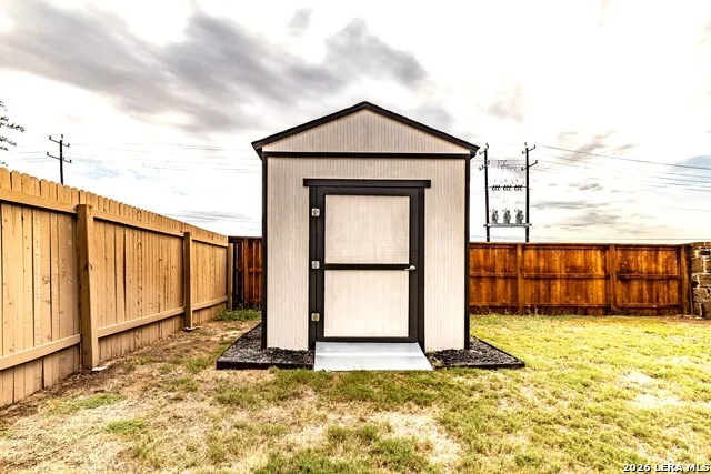 13528 LUNAR LGT St Hedwig, TX 78152