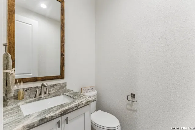 169 LONGWOOD DR New Braunfels, TX 78132