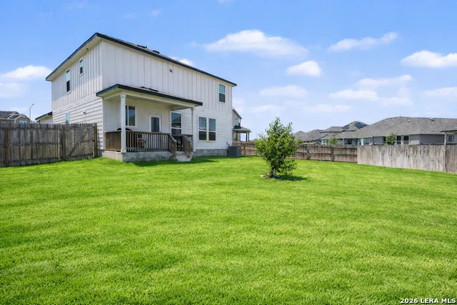 166 Hazy Glade Dr Seguin, TX 78155