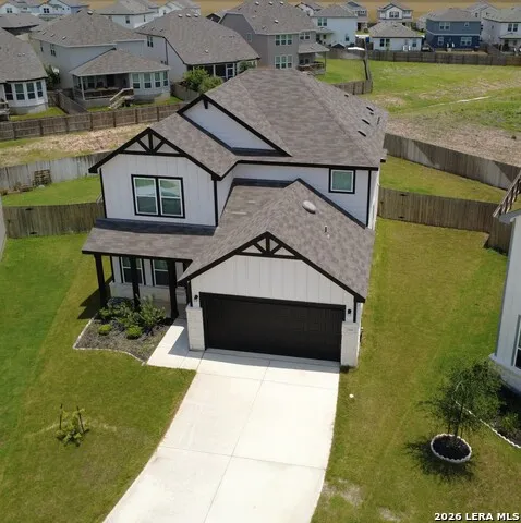 166 Hazy Glade Dr Seguin, TX 78155