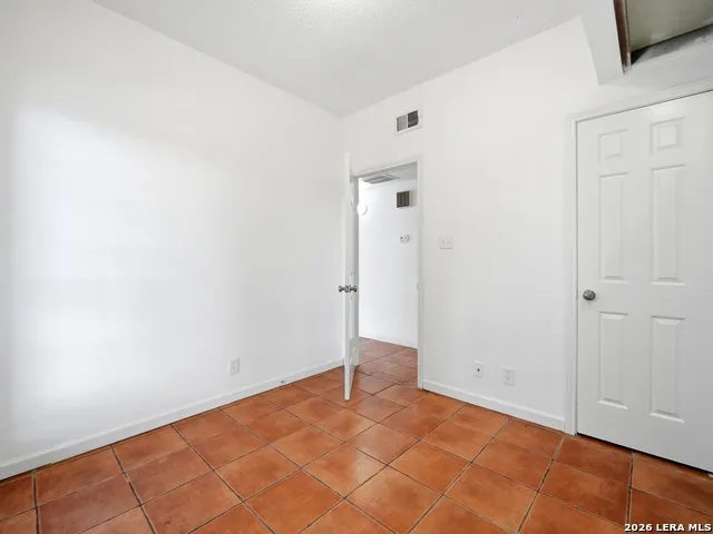 6100 Woodlake Pkwy #311 San Antonio, TX 78244