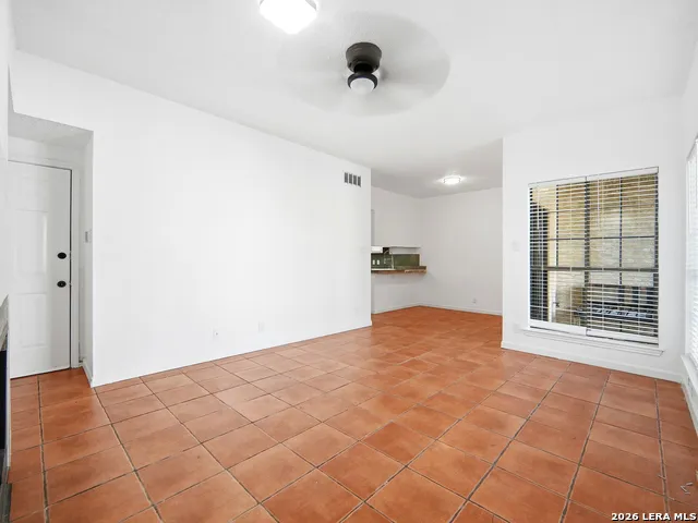 6100 Woodlake Pkwy #311 San Antonio, TX 78244