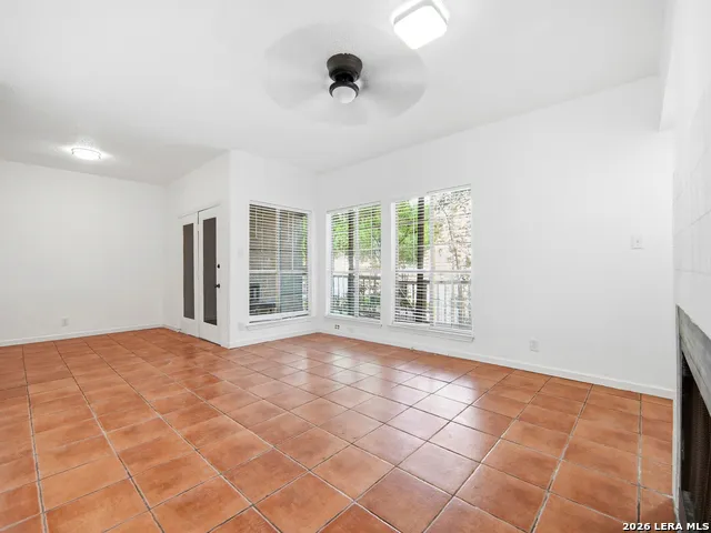 6100 Woodlake Pkwy #311 San Antonio, TX 78244
