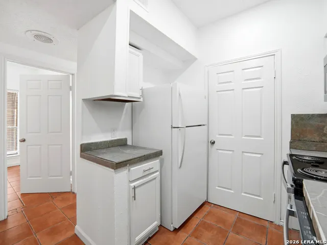 6100 Woodlake Pkwy #311 San Antonio, TX 78244