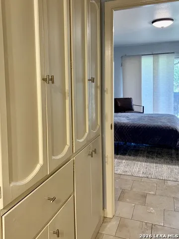 8915 Datapoint Dr #44B San Antonio, TX 78229