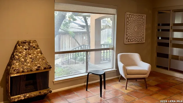 8915 Datapoint Dr #44B San Antonio, TX 78229