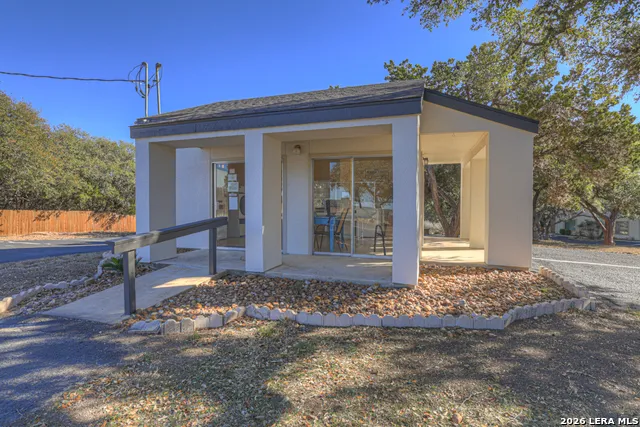 1033 Parkview #APT G41 Canyon Lake, TX 78133