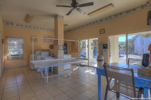 1033 Parkview #APT G41 Canyon Lake, TX 78133