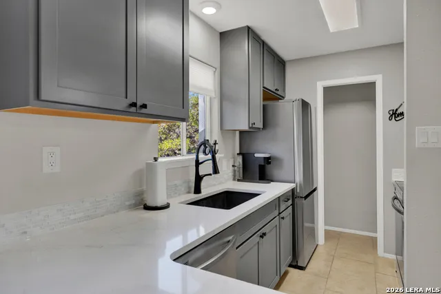 1033 Parkview #APT G41 Canyon Lake, TX 78133