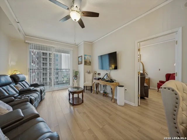 1 TOWERS PARK LN #1513 San Antonio, TX 78209