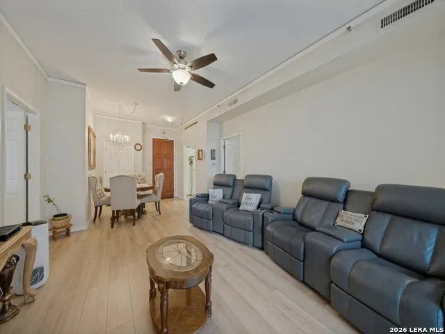 1 TOWERS PARK LN #1513 San Antonio, TX 78209
