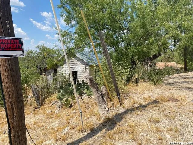 771 Commercial St. Eagle Pass, TX 78852