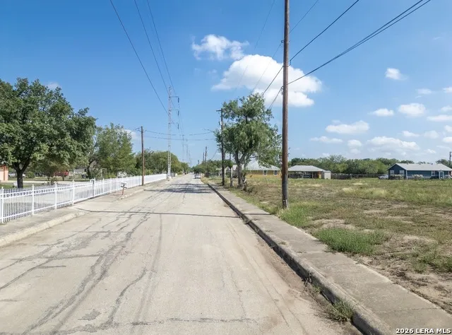 2610 SW 34th Street San Antonio, TX 78237