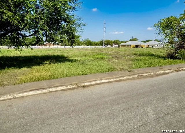 2610 SW 34th Street San Antonio, TX 78237