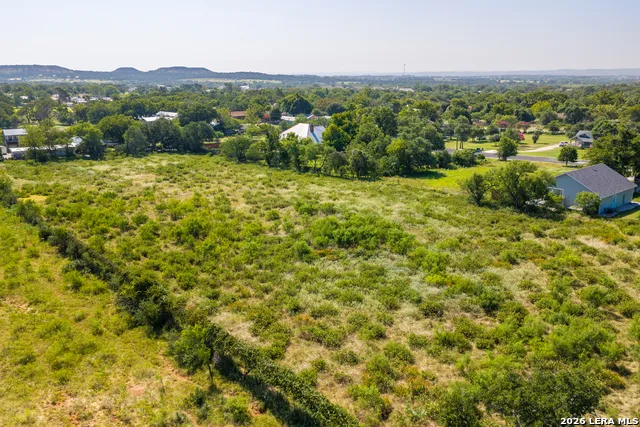 328 Morning Glory Dr Fredericksburg, TX 78624