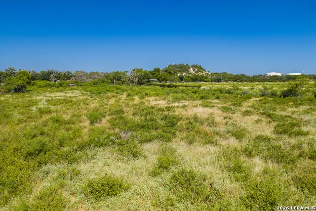 328 Morning Glory Dr Fredericksburg, TX 78624