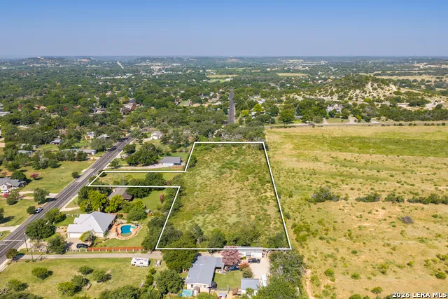 328 Morning Glory Dr Fredericksburg, TX 78624