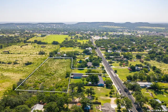328 Morning Glory Dr Fredericksburg, TX 78624