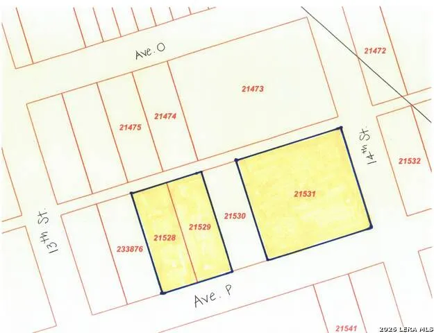 000 14th Street Christine, TX 78012