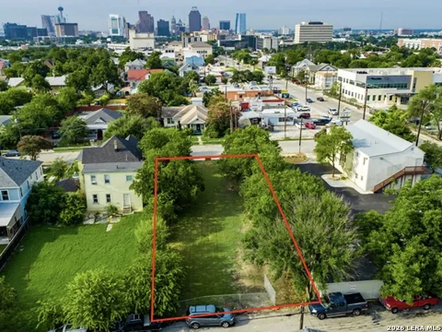 313 E Locust San Antonio, TX 78212