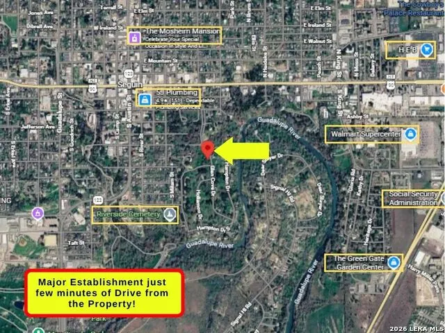 132 W Hampton Seguin, TX 78155