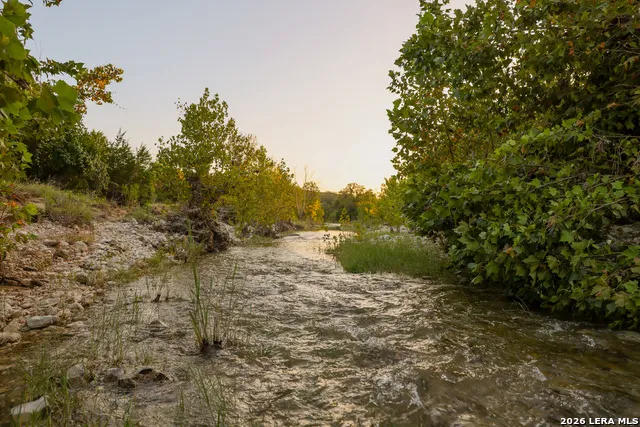 292 ACRES Robinson Road Johnson City, TX 78636