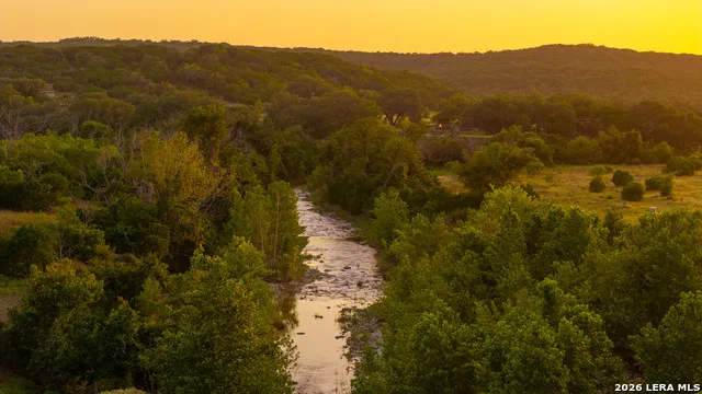 292 ACRES Robinson Road Johnson City, TX 78636