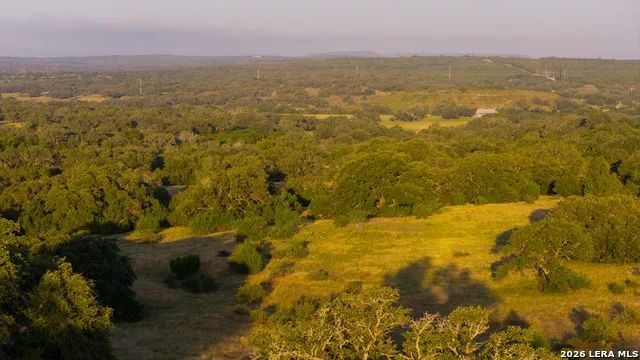 292 ACRES Robinson Road Johnson City, TX 78636