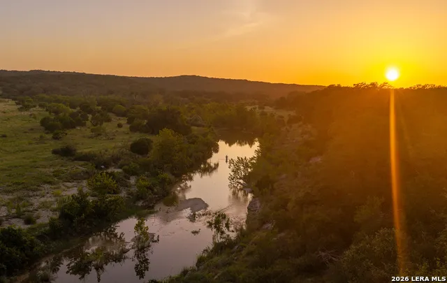 292 ACRES Robinson Road Johnson City, TX 78636