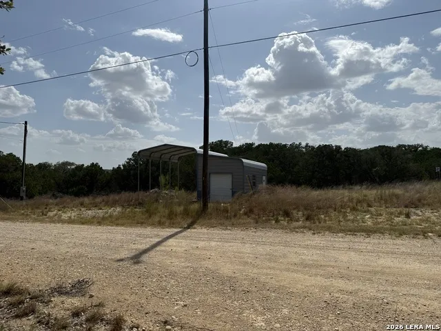 1109 Lakeshore Bandera, TX 78003