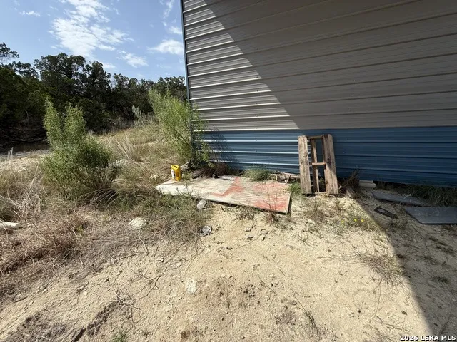 1109 Lakeshore Bandera, TX 78003