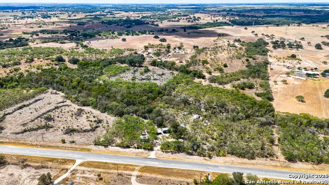 728 CR 315 Stockdale, TX 78160