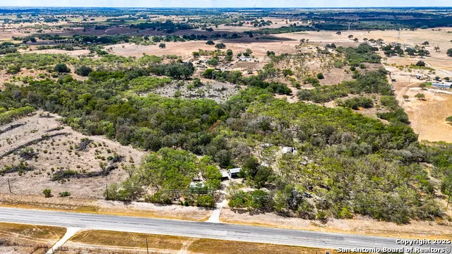 728 CR 315 Stockdale, TX 78160