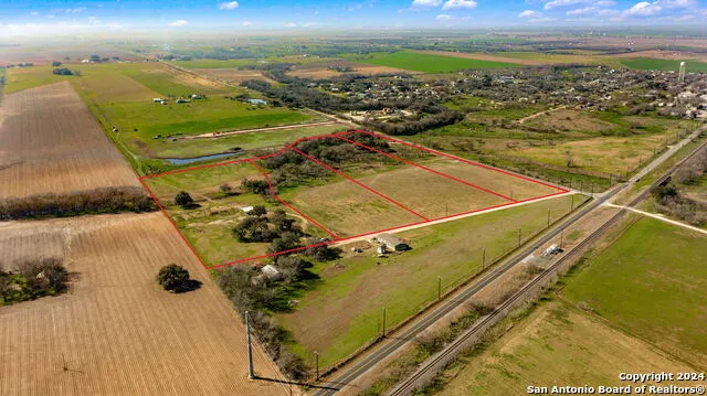 11014 County Road 584 LaCoste, TX 78039