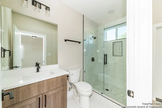 1618 W LAWNDALE DR Unit 10 San Antonio, TX 78209