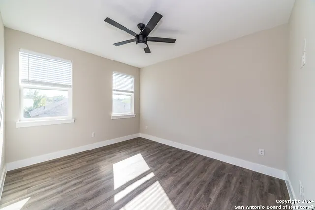 1618 W LAWNDALE DR Unit 10 San Antonio, TX 78209