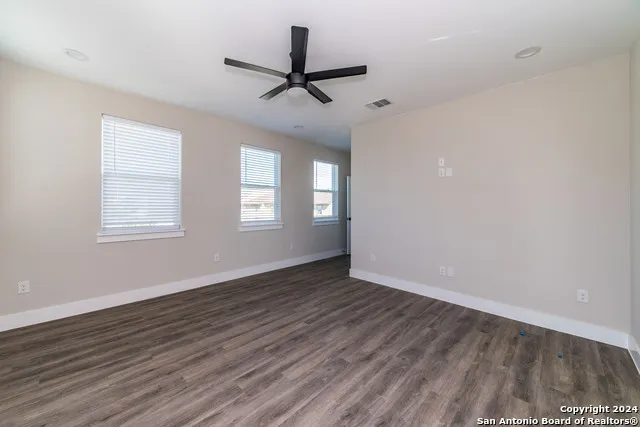 1618 W LAWNDALE DR Unit 10 San Antonio, TX 78209