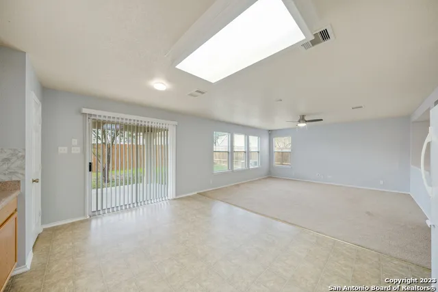 2527 BUTTERFLY BAY San Antonio, TX 78245