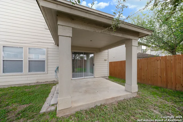 2527 BUTTERFLY BAY San Antonio, TX 78245