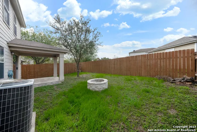 2527 BUTTERFLY BAY San Antonio, TX 78245