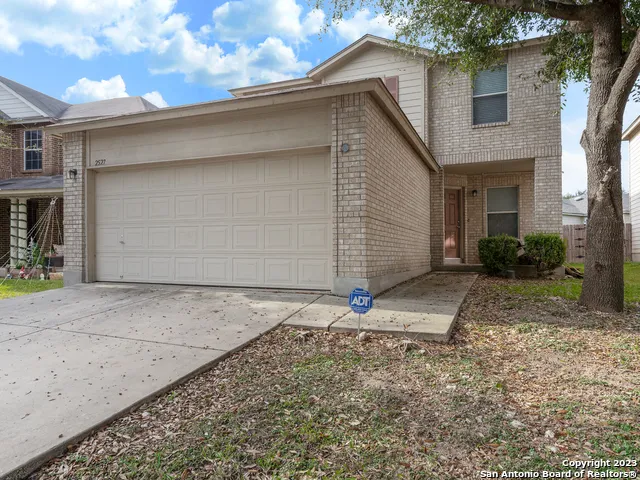 2527 BUTTERFLY BAY San Antonio, TX 78245