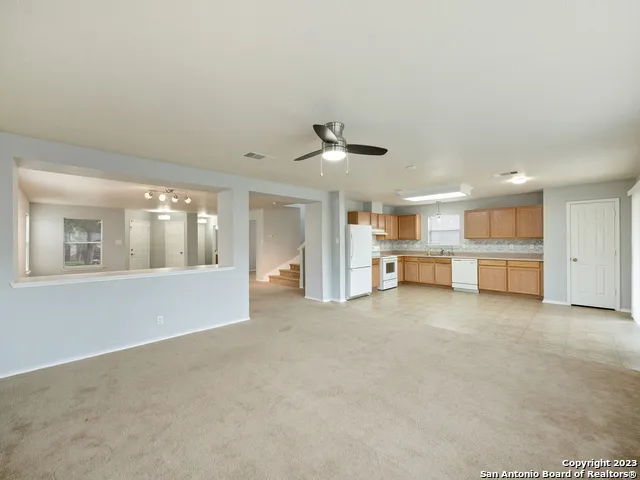 2527 BUTTERFLY BAY San Antonio, TX 78245