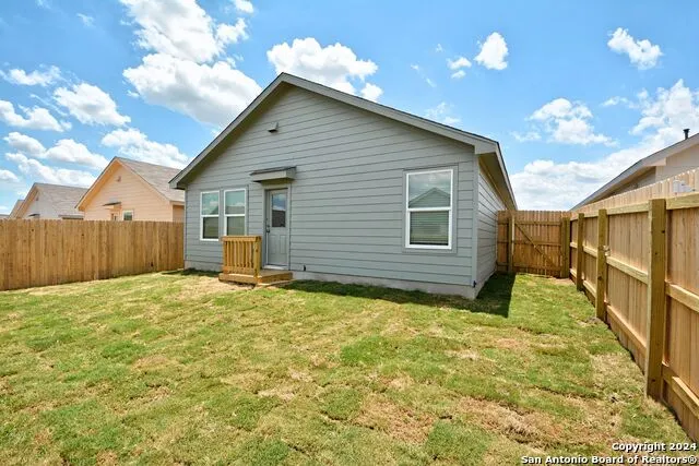 757 TULSA TRL New Braunfels, TX 78132