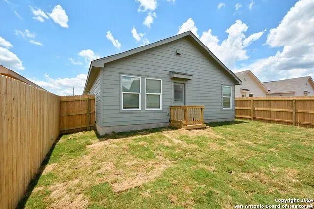 757 TULSA TRL New Braunfels, TX 78132