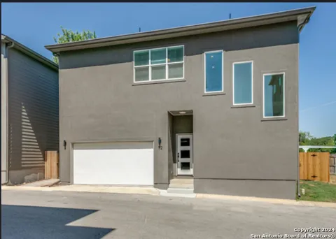 1618 W LAWNDALE DR Unit 12