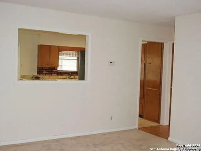 4102 KIRBY DR Kirby, TX 78219