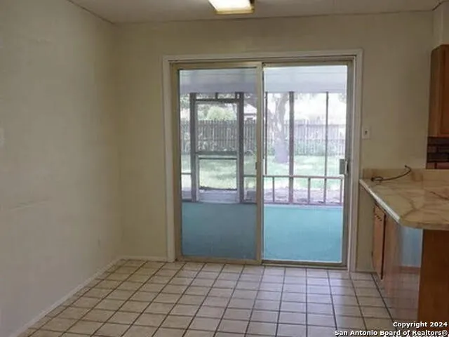 4102 KIRBY DR Kirby, TX 78219