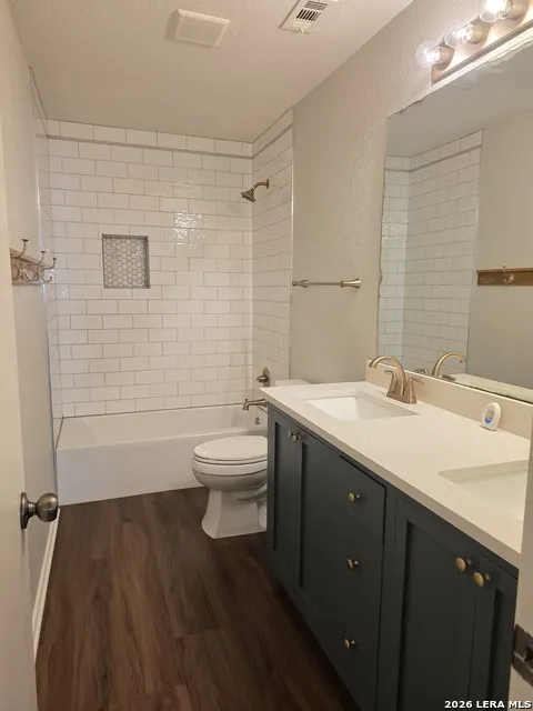 6772 Wayman Live Oak, TX 78233