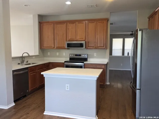 6772 Wayman Live Oak, TX 78233